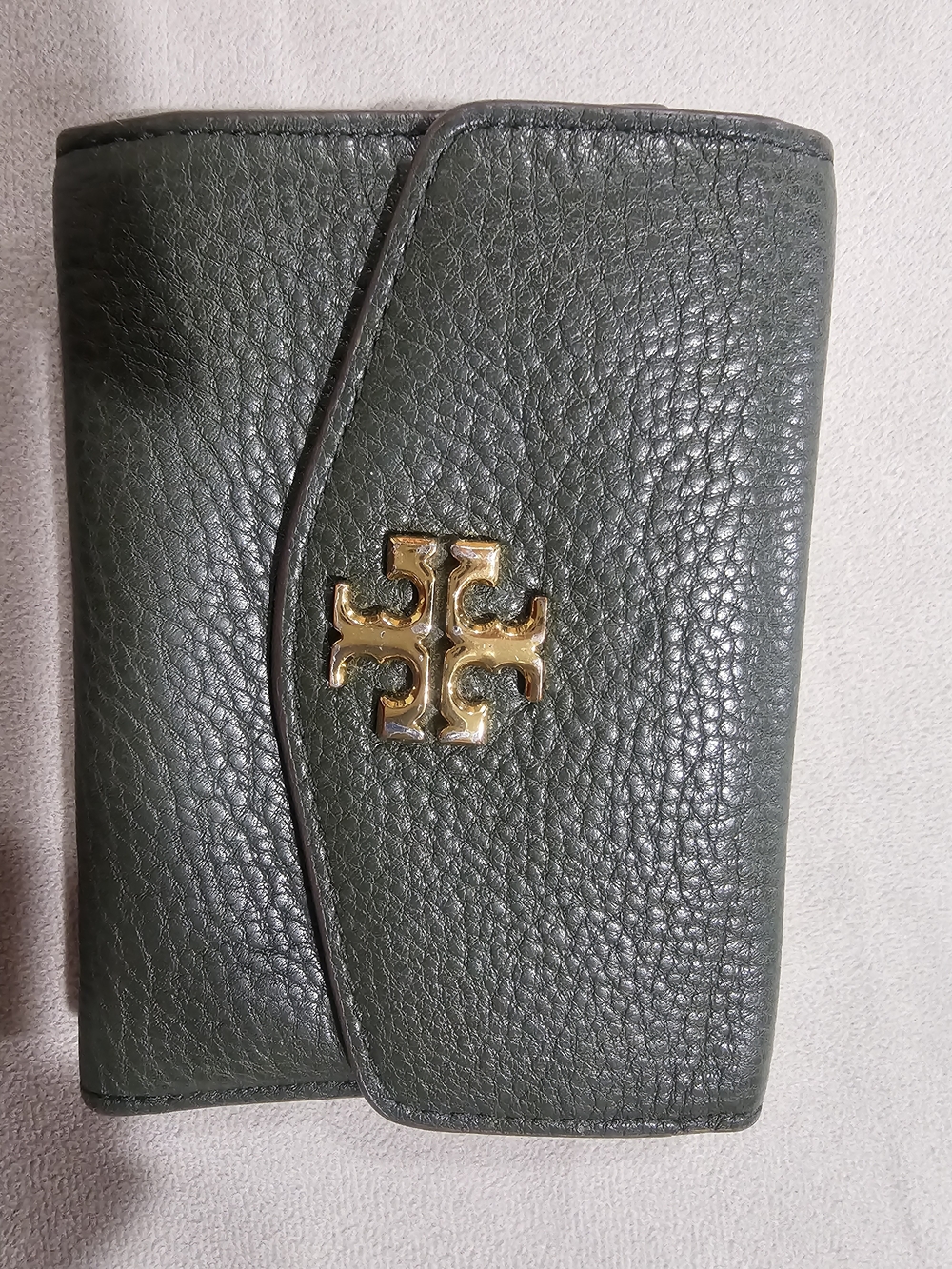 Tory Burch Dark Green Pebbled Leather Card Holder with Gold Logo